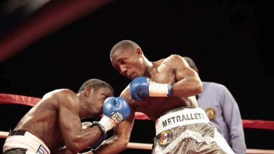 Alberto Mosquera verá acción en la estelar del Sortis.