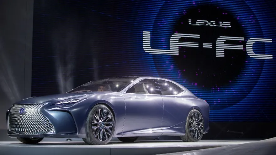 Inician las muestras de los mejores automóviles en el Noth American Internacional Auto Show Detroit 2016,  que abre sus puertas al público en general desde 16 al 24 de enero. Entre los autos revelados destaca el Fisher Force 1, limitado y un precio de $300,000.