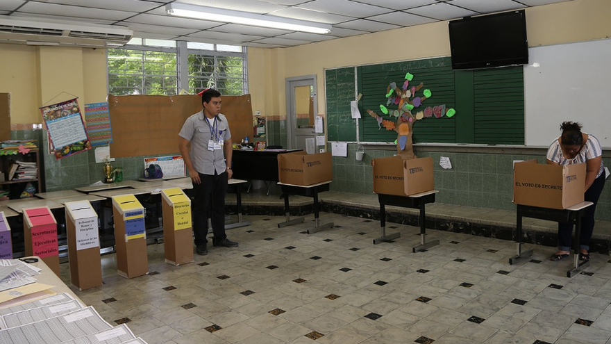 Las urnas se cerraron a las 4:00 p.m.