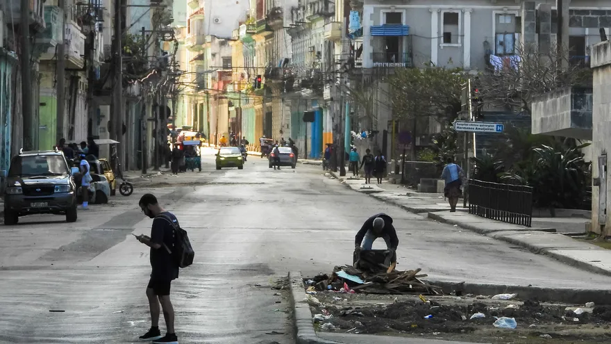 Cuba vive una de sus peores crisis económicas agravada aún más desde que Nicolás Maduro fue capturado