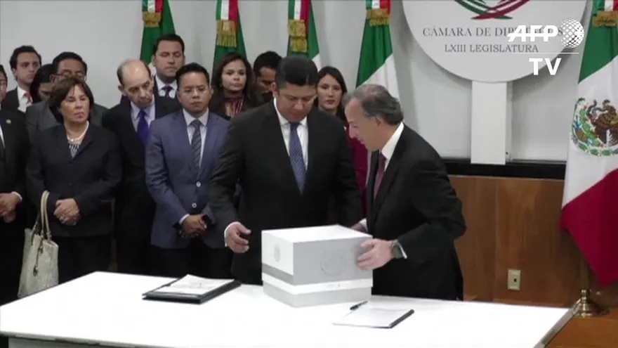 Fuerte recorte en plan de presupuesto de México para 2017
