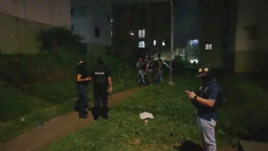 Las autoridades investigan el nuevo crimen en Altos de los Lagos