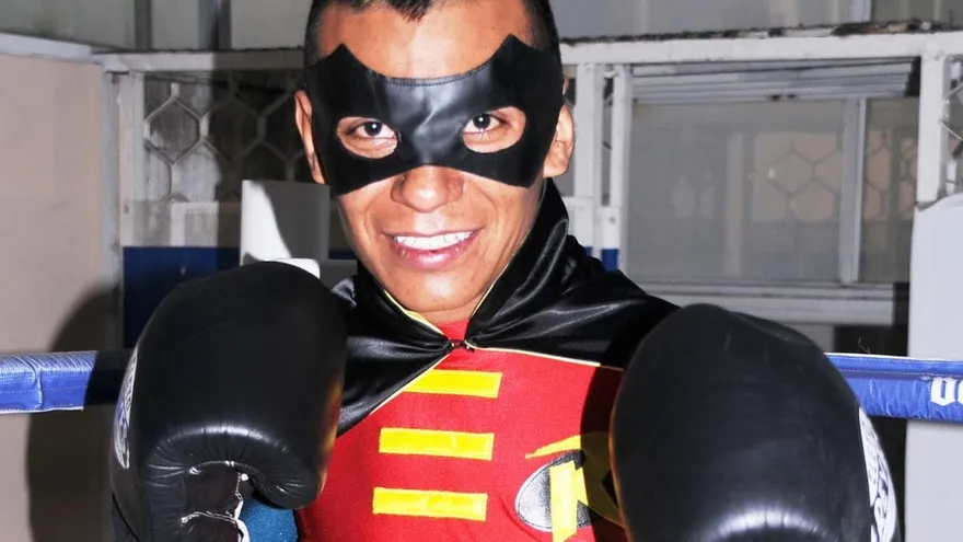 Robin Castellanos puede parecer gracioso, pero es peligroso.