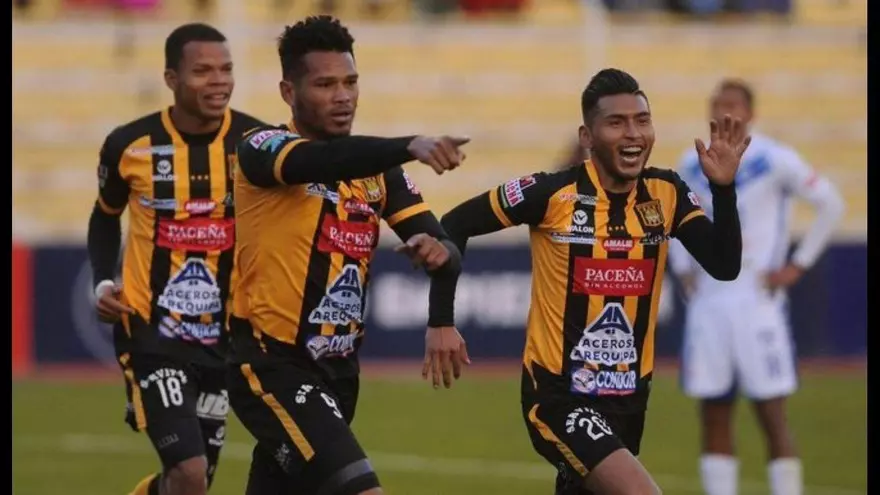 Rolando Blackburn anotó su octavo gol en su cuenta personal con el The Strongest en este 2019