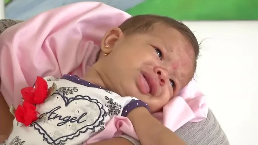 Infante necesita operación de corazón abierto