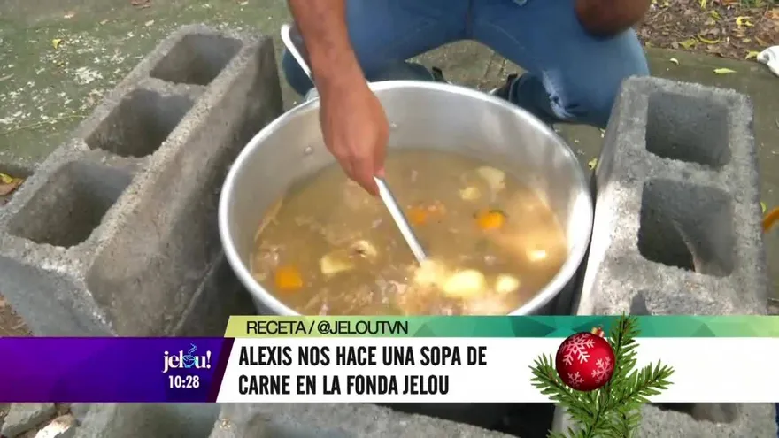 Alexis nos hace una sopa de carne en su fonda