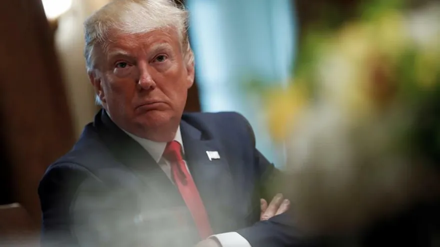 El presidente estadounidense, Donald J. Trump, asiste a un acto con gobernadores sobre la libertad y movilidad de la fuerza laboral en la Casa Blanca, en Washington, Estados Unidos, este jueves.