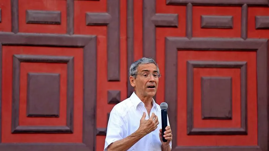 En la imagen, el sacerdote jesuita Francisco De Roux.