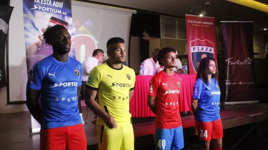 Presentación de Plaza Amador.