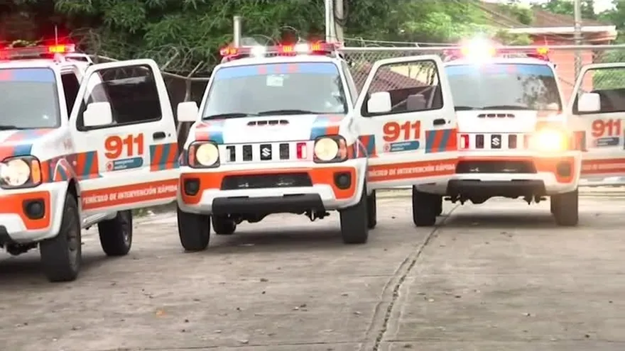 Entregan vehículos para atención de emergencias en carretera