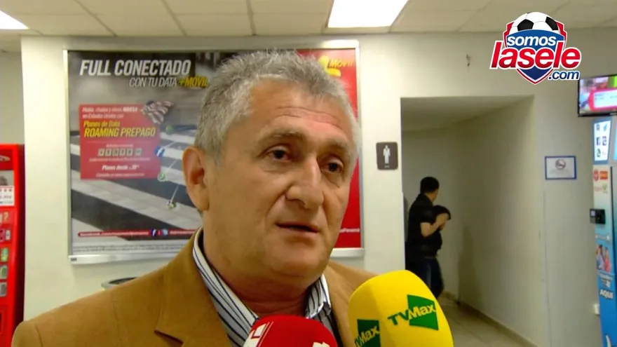 Eduardo Lara llega Panamá, otro candidato para dirigir a la Sele