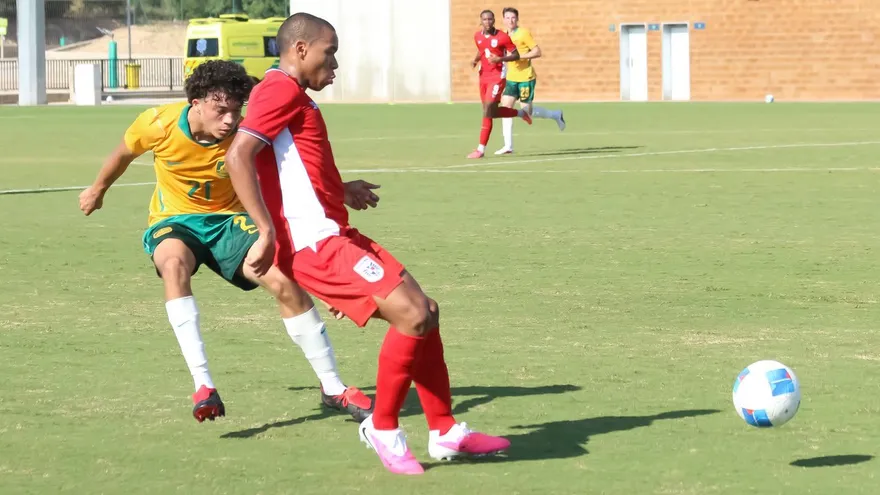 Acción del partido entre las selecciones Sub-17 de Panamá y Australia