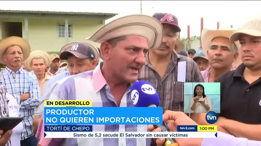 Productores en Chepo protestan con un cierre que duró 8 horas