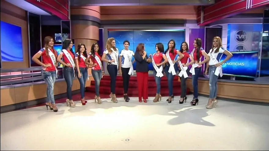 Candidatas a reina del carnaval de Panamá listas para escogencia