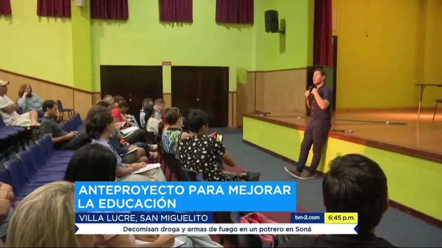 Padres de familia se reúnen para conocer proyecto de reformas a ley de Educación