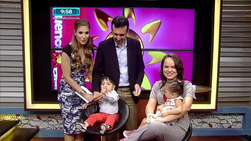 Mi hijo le están empezando a salir los dientes , tiene mucha molestia como puedo ayudarlo