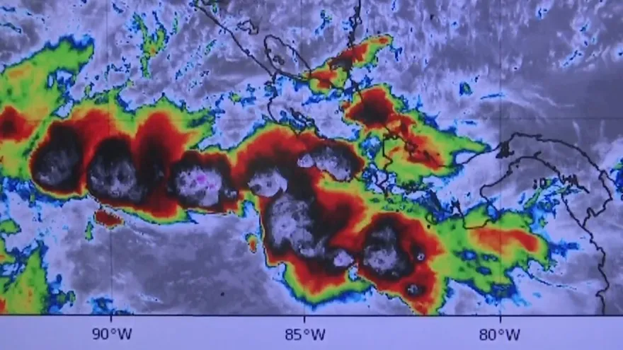 Imhpa advierte lluvias y descargas eléctricas tras el fin del veranillo de San Juan