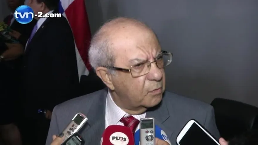 García de Paredes sostiene que parte legal de la UP se encargara de las demandas