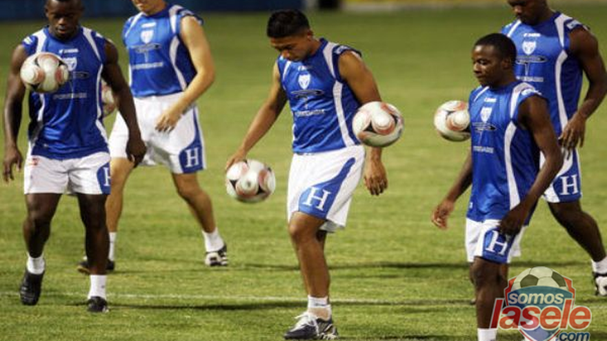 Hondureños sacan la calculadora y especulan con los resultados