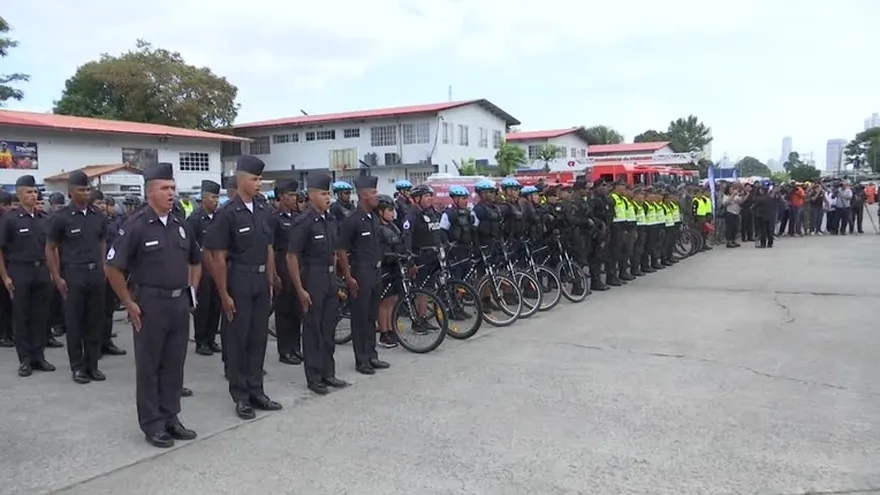 Más de 44 mil policías para cuidar las calles