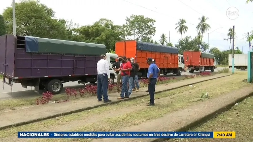 Transporte con placa comercial está incluido en el combustible solidario