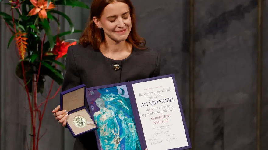 Ana Corina Sosa, hija de María Corina Machado recibe el Nobel de la Paz