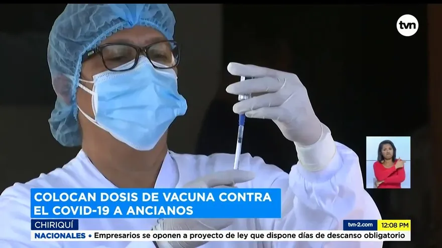 Aplican primera dosis de vacuna contra la COVID-19 a ancianos en Chiriquí