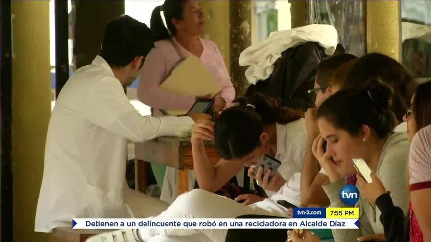 Convocan concurso de becas para estudiar medicina