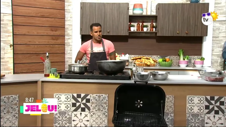 Jelou Bistec picado de carne con hojaldre