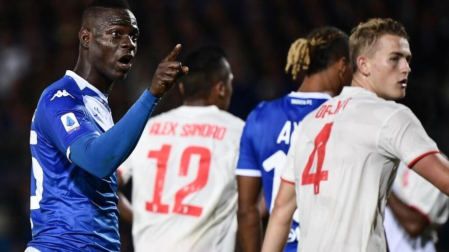 Parte del estadio del Verona se cierra un partido por los insultos a Balotelli