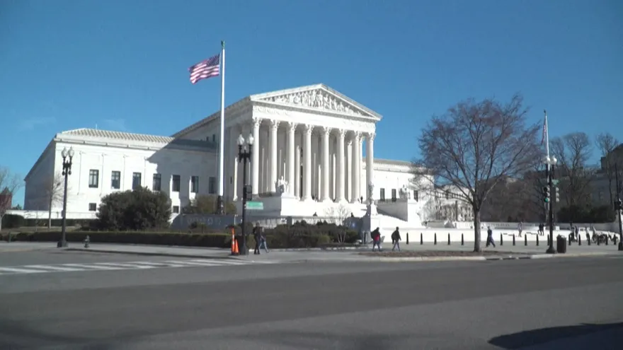 Biden es autorizado a poner fin al programa Quédate en México de Trump