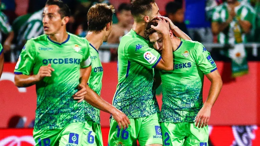 Betis y Valladolid escalan posiciones, Alavés se queda sin liderato