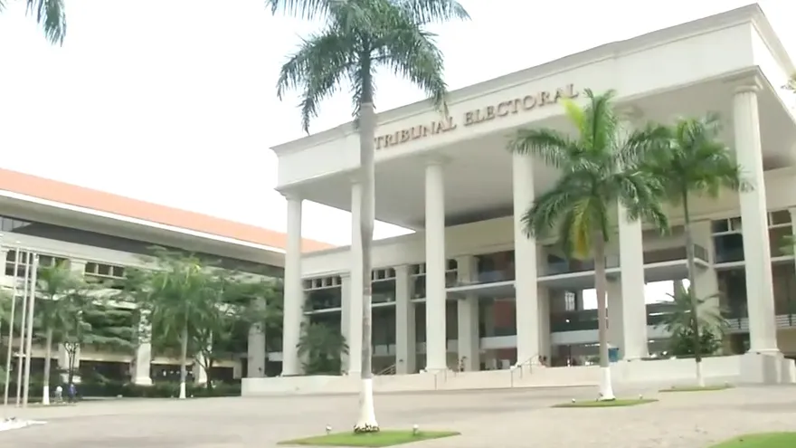 Presentan denuncia por supuestas irregularidades en recolección de firmas