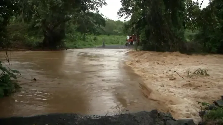 Ríos crecidos en Bique de Arraiján por las fuertes lluvias