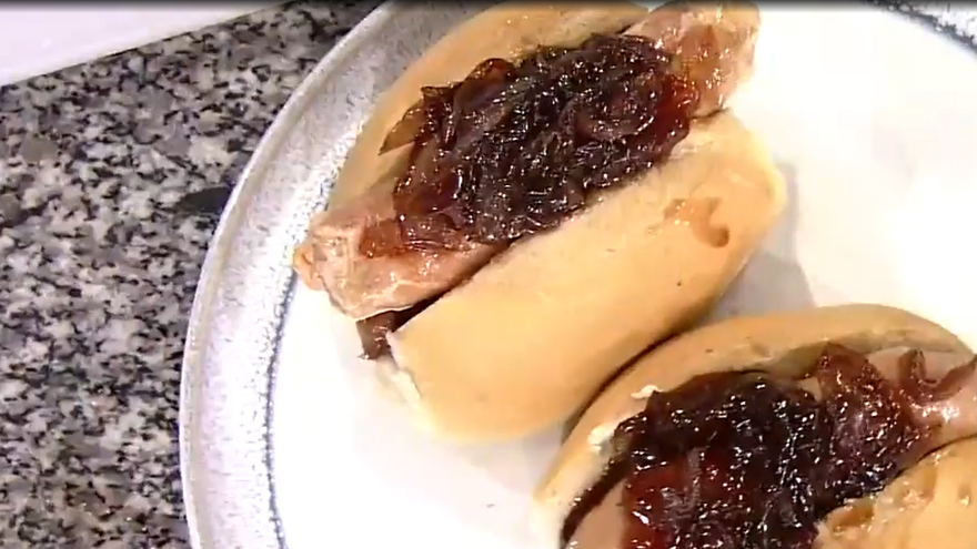 Deliciosos hot dog por el Chef Alexis