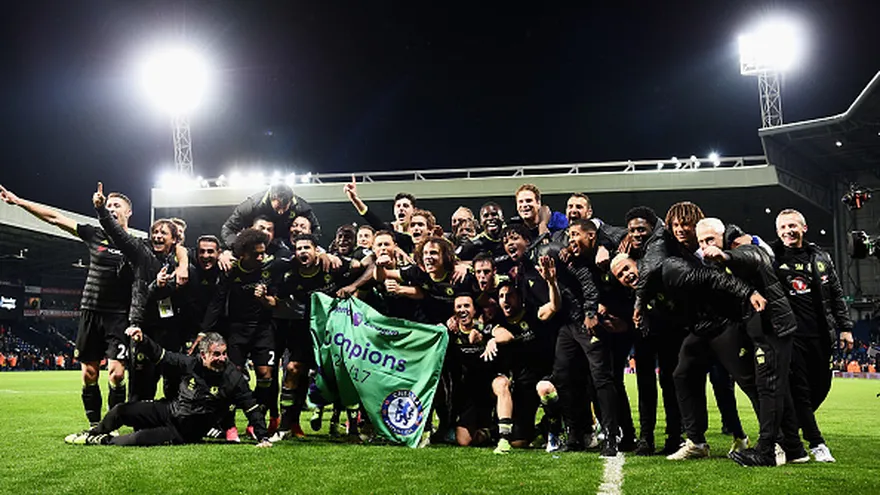 Chelsea celebran la conquista del título de la Liga Premier, temporada 2016-2017