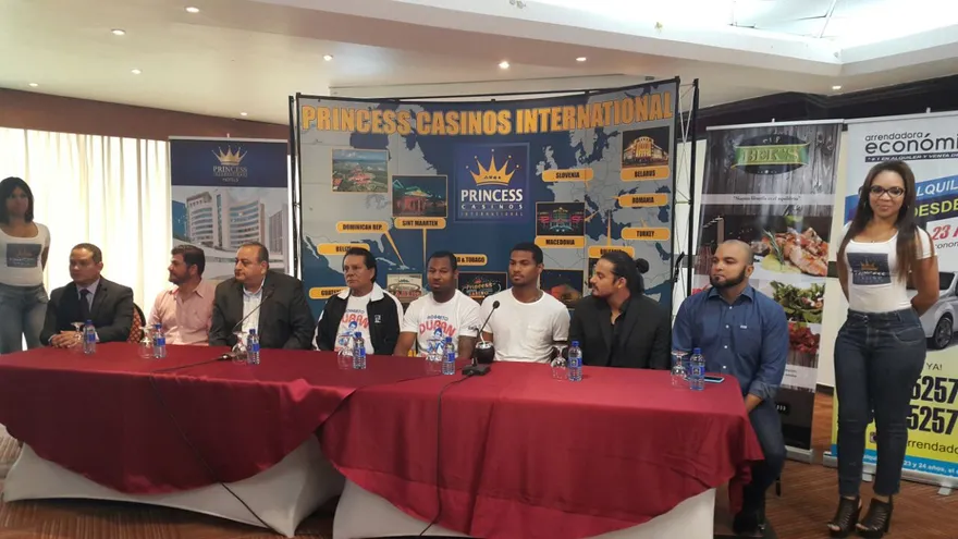 Mosley confirmó la incorporación de Durán a su grupo en una conferencia de prensa