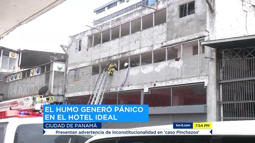 ¿Por qué los bomberos no usaron el colchón de rescate en incendio de hotel?