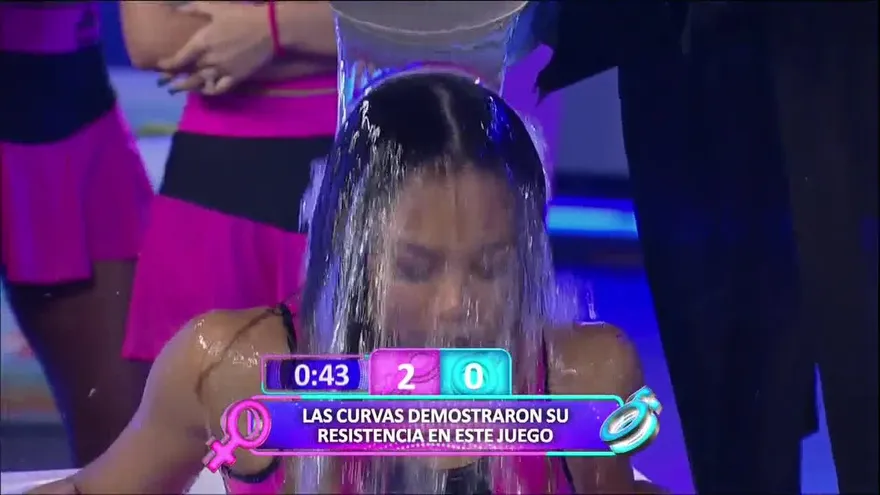 ¡AGUANTARON! Las mujeres se vieron guerreras en este juego de resistencia helada