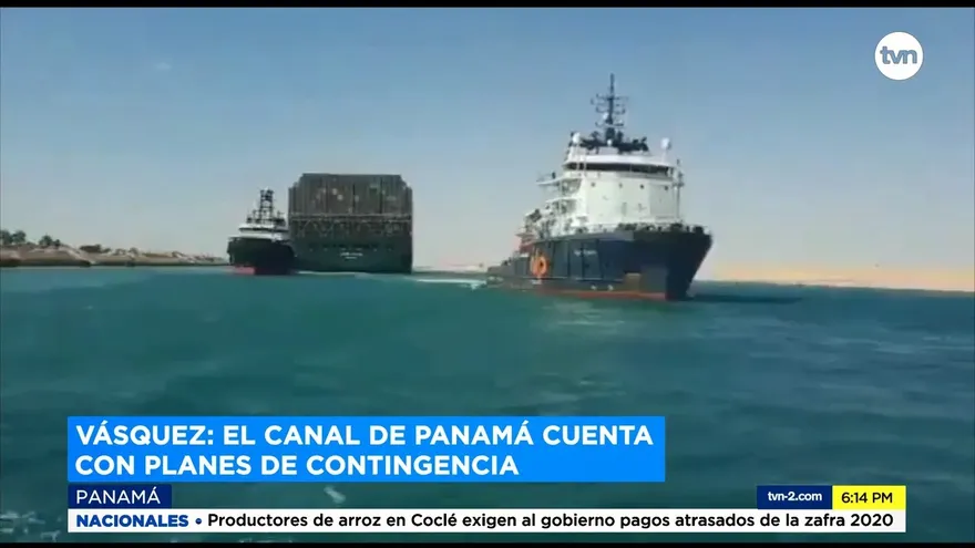 Liberan a buque encallado en el canal de Suez