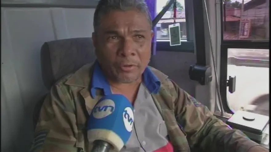 Transportistas conversan sobre movimiento de pasajeros al interior del país