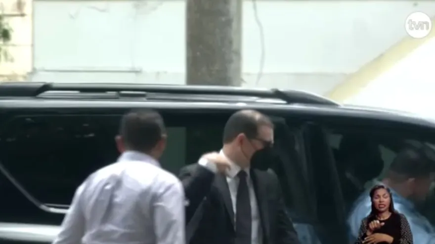 Hermanos Martinelli Linares llegan a subsede del Parlacen en Panamá