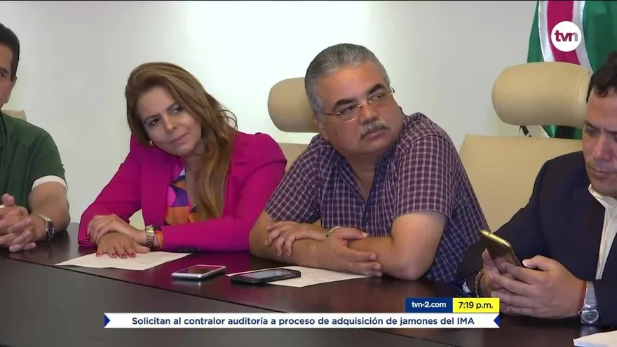 Dirigentes de CD insisten en renovar el partido