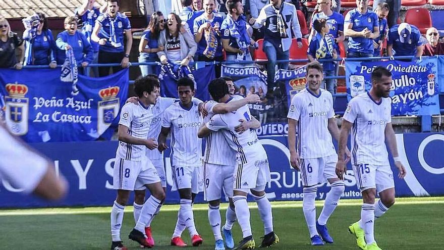 Édgar Yoel Bárcenas regresó a la titularidad del Real Oviedo