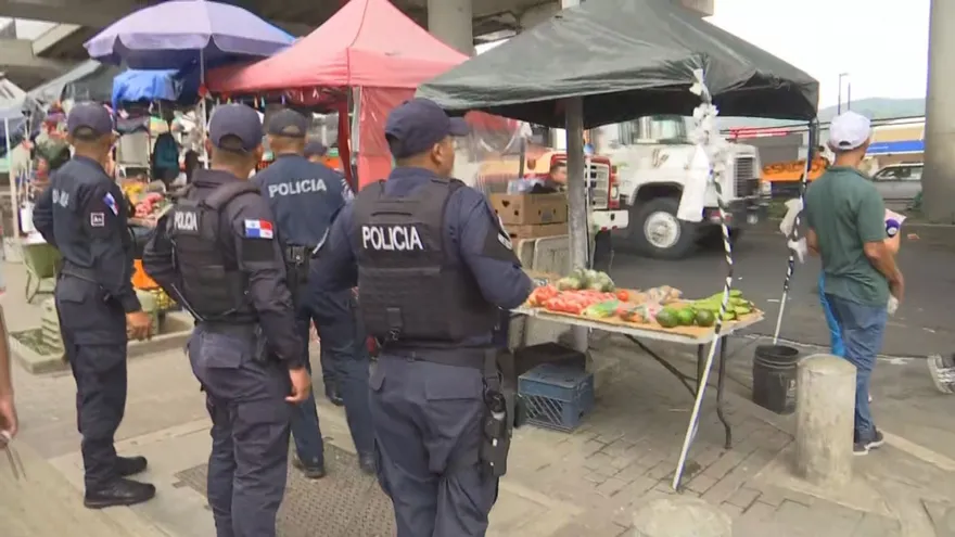 más de 40 buhoneros  solicitaron una prórroga,