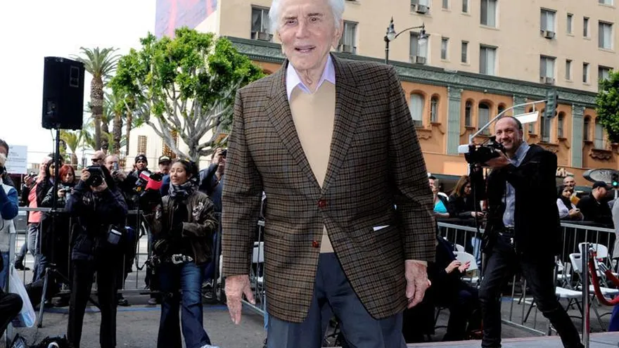 El actor Kirk Douglas.