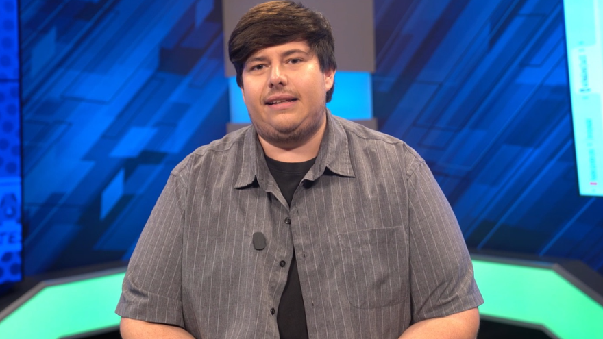 Alejandro Fasquelle de Simple AF, el emprendedor social que está reescribiendo el futuro de la moda en Panamá