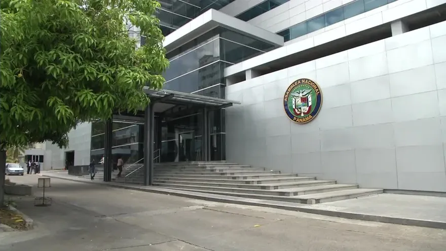 Nuevo edificio de la Asamblea presenta deficiencias