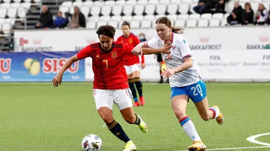 España arrolla a Islas Feroe en su debut en clasificatorio al Mundial de Fútbol Femenino 2023