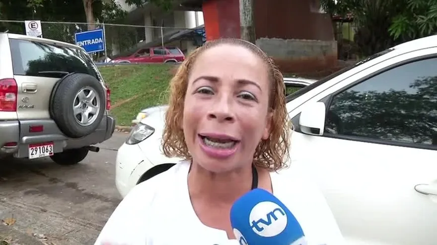 Técnicos en Enfermería protestan en la vía Transístmica